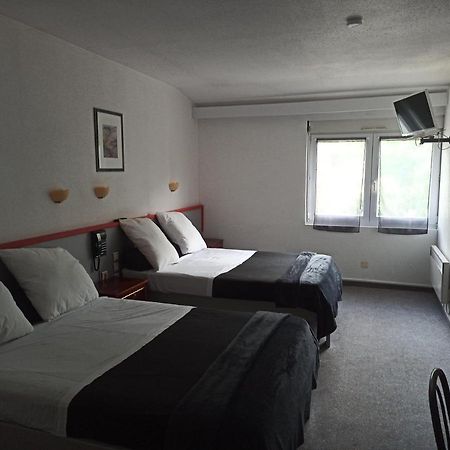 La Pierre Blanche Hotel Luzenac Екстериор снимка