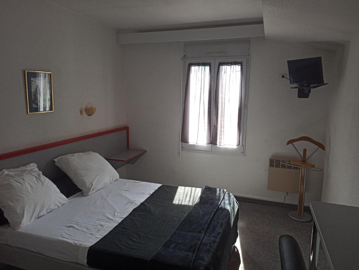 La Pierre Blanche Hotel Luzenac Екстериор снимка